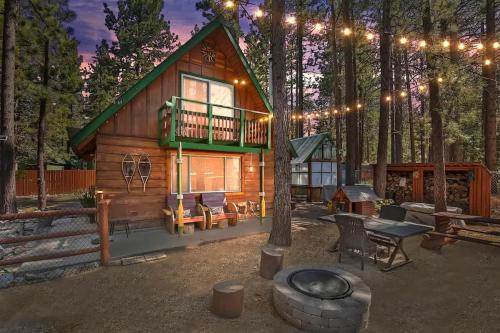 Fawnskin House | Bear Country Retreat, Fawnskin Near the Lake