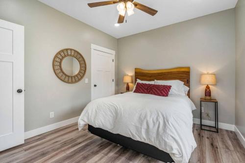 Garden City House | Bear Lake Fun Spot - Sleeps 22, Sauna, Hot tub, Game Room, Walk2Marina