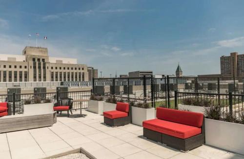 Downtown Des Moines Apartment | Beautiful 2BR2BA in Bldg connected to Skywalk
