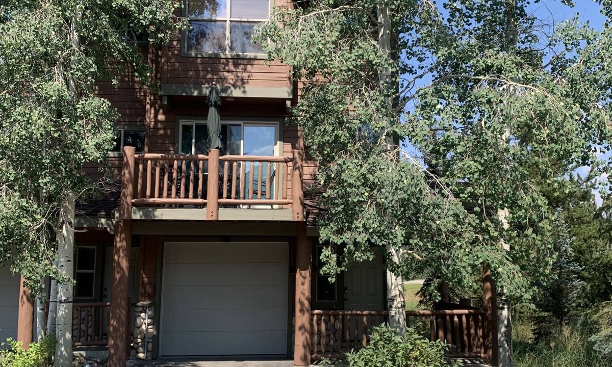 Winter Park House | Beautiful 3 Bedroom Townhome In Downtown Winter Park With Private Hot Tub