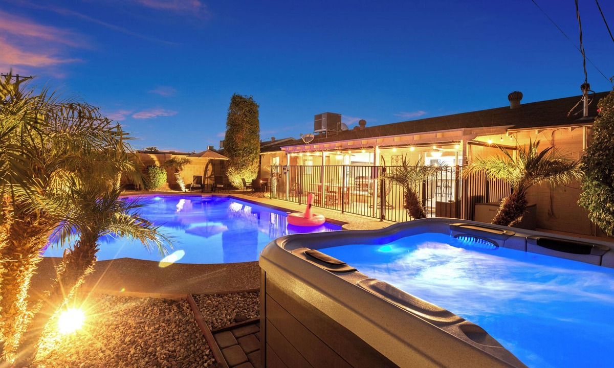 Cox Heights House | Beautiful 3BR home with free heated pool/spa! Near Old Town, ASU, golf & more.
