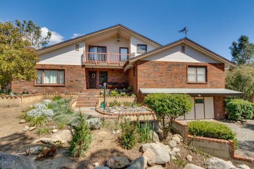 Kernville House | Beautiful Kernville Home w/Game Room & Mtn Views!