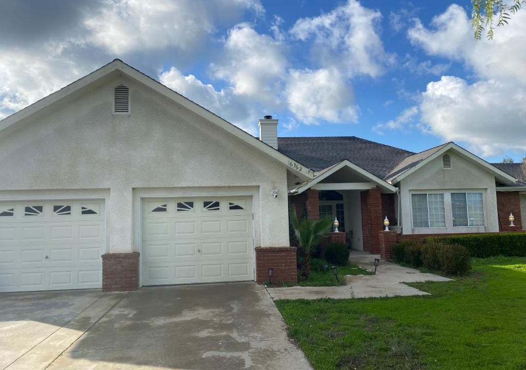 Madera Apartment | Beautiful peaceful desirable home in Madera Rancho