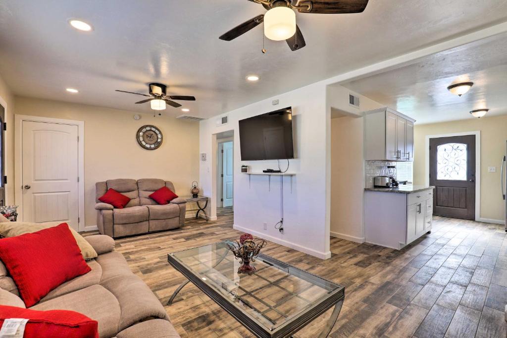 Dunbar Spring House | Beautiful Tuscon House about 1 Mi to Downtown!