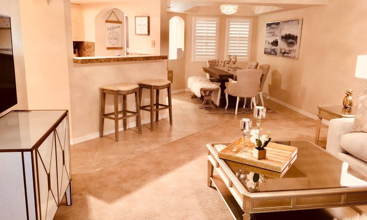 Camelback East Condo | BEAUTIFUL UPDATED FURNISHED RESORT CONDO IN THE ARIZONA BILTMORE
