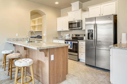 Beaver Dam House | Beautiful Views of Stars & Mtns! Littlefield Home