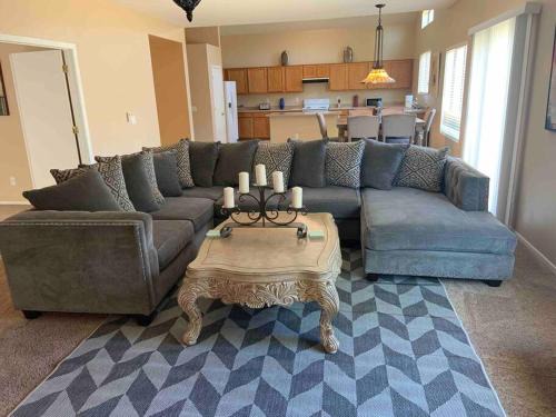 Rancho El Mirage House | Bella Oasis Family Retreat