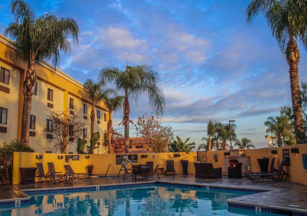 Colton Hotel | Best Western Plus Arrowhead Hotel
