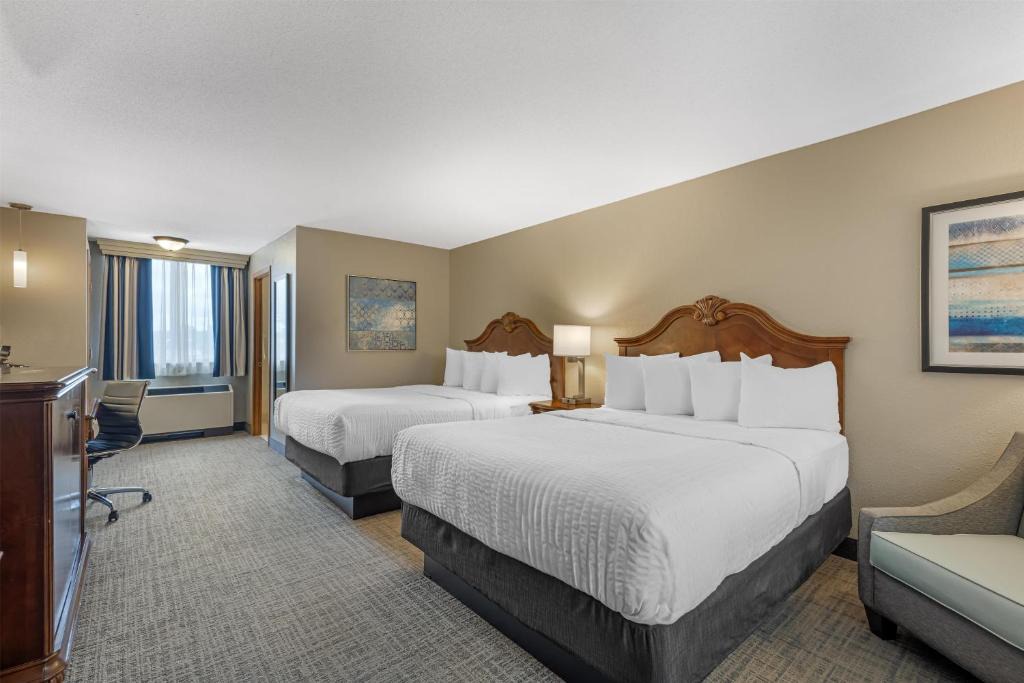 Dubuque Hotel | Best Western Plus Dubuque Hotel and Conference Center