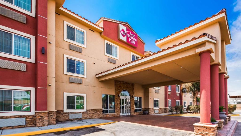 Brawley Hotel | Best Western Plus Main Street Inn