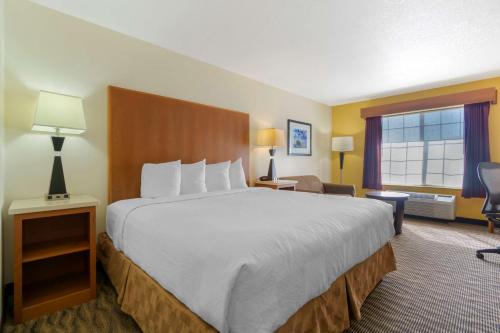 Chehalis Hotel | Best Western Plus Park Place Inn & Suites