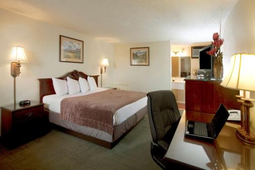 Wheatland Hotel | Best Western Torchlite