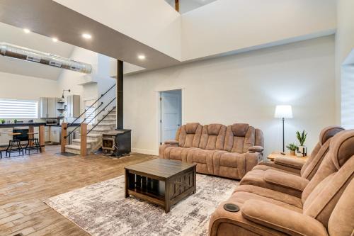 Hatch House | Between Bryce Canyon & Zion: Hiker's Paradise!