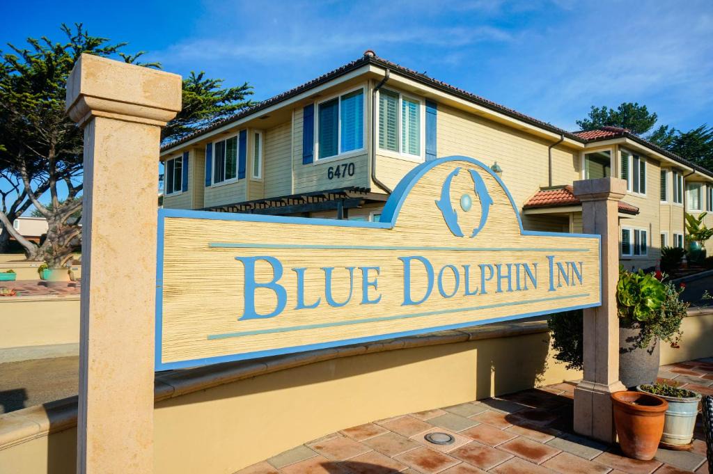 San Simeon Hotel | Blue Dolphin Inn