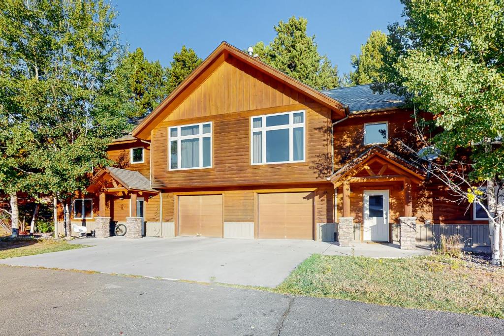 Big Sky Apartment | Blue Grouse #14