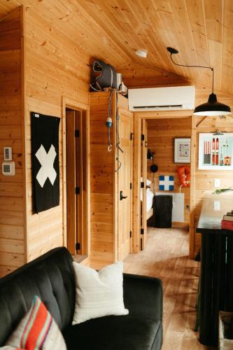 Lakeside House | BOAT HAUS Cabin Retreat Sauna, Plunge, Hot Tub