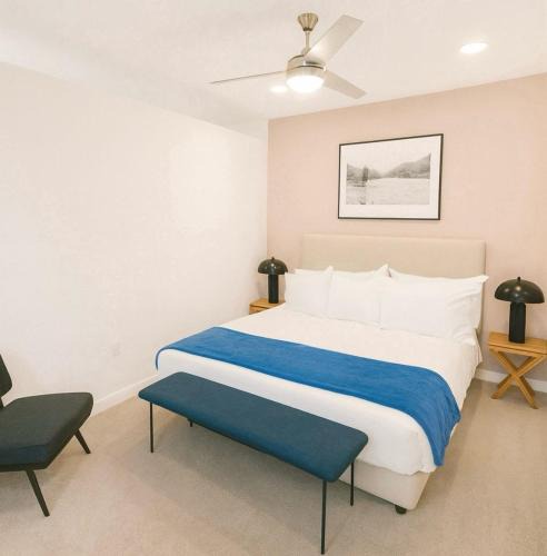 Evans Churchill Apartment | Boulevard Stays Modern Roosevelt 1BR Suite Pool & Gym Access