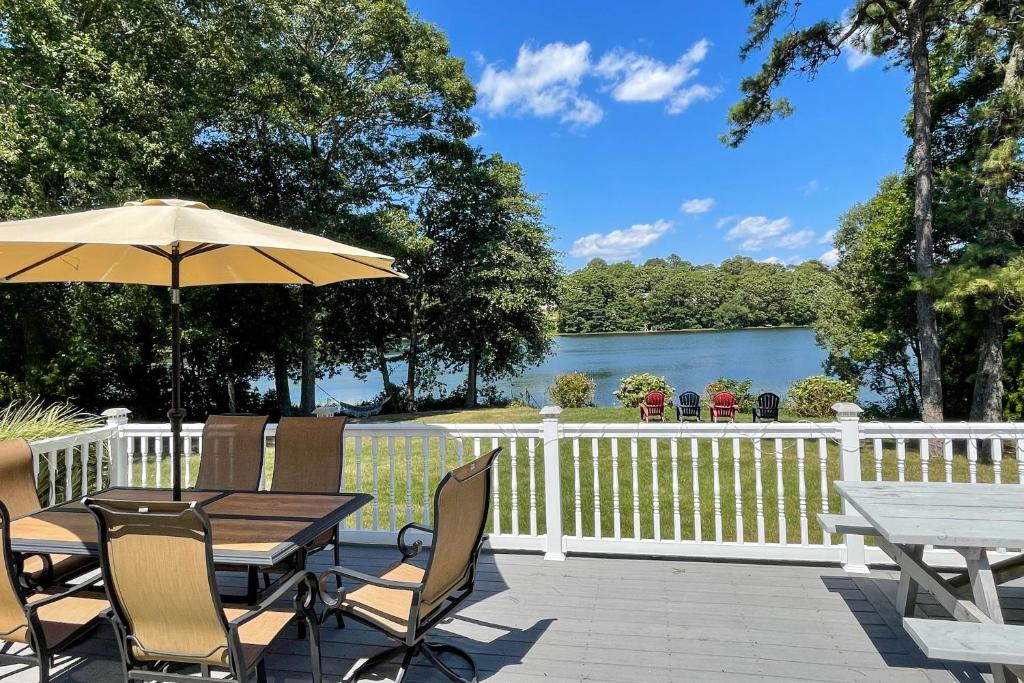 Buzzards Bay House | Bourne This Way