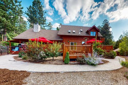 Upper Moonridge House | Branchwater Lodge #569