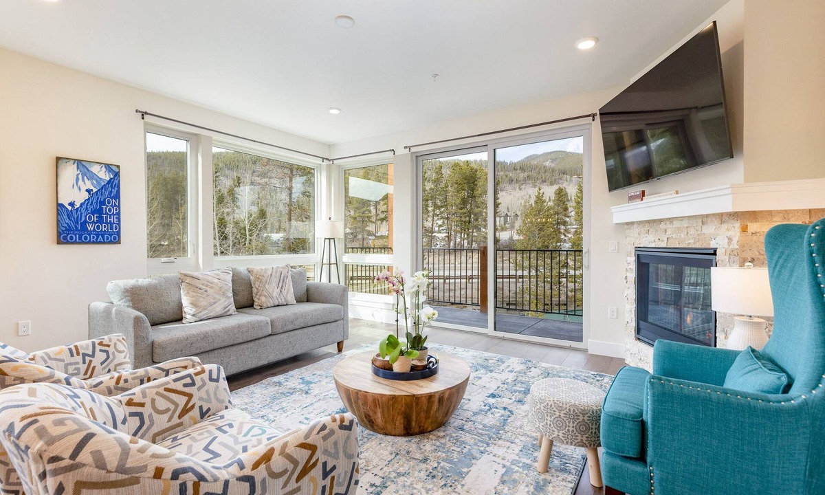 Lakeside Village Condo | Brand New Luxury Condo/Mountain Views/Shared Hot Tub