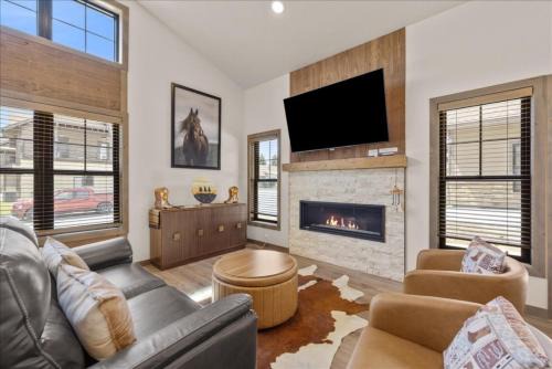 Red Lodge House | Brand New Modern Western Home in Downtown Red Lodge