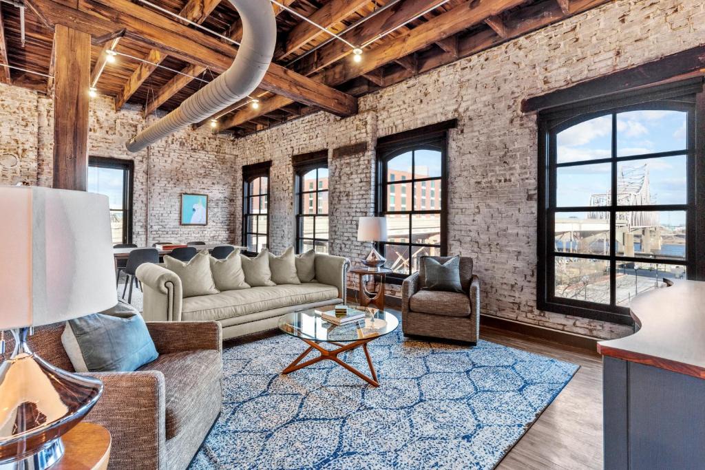 Downtown St. Louis Apartment | Brick & Bed, Riverfront Lofts, PC 206