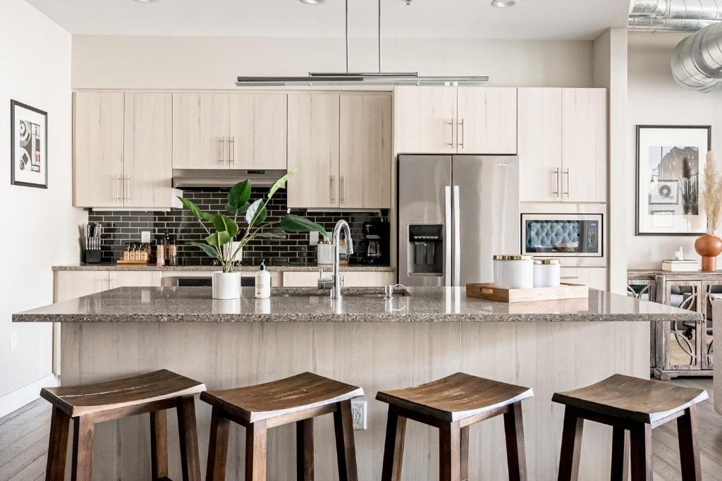 River North Art District House | Bright & Breezy | RiNo Loft with Custom Street Art | Dog-Friendly