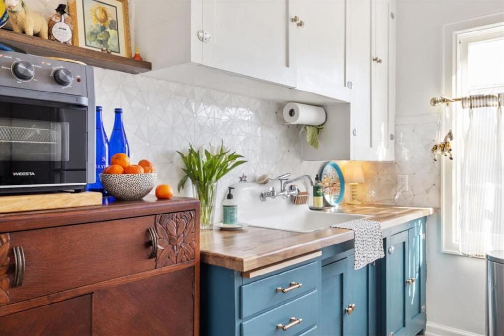 Billings Apartment | Bright & Cozy 2BR | Near Downtown, MSU & Hospitals