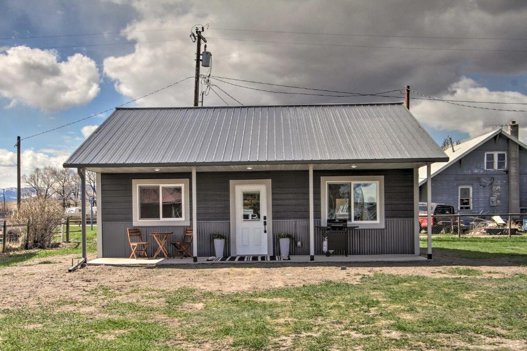 Augusta House | Bright + Modern Augusta Home - Walk to Town!