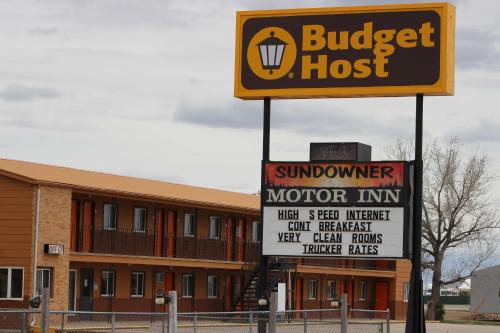 Northeast Entrance Badlands Hotel | Budget Host Sundowner Motor Inn Kadoka