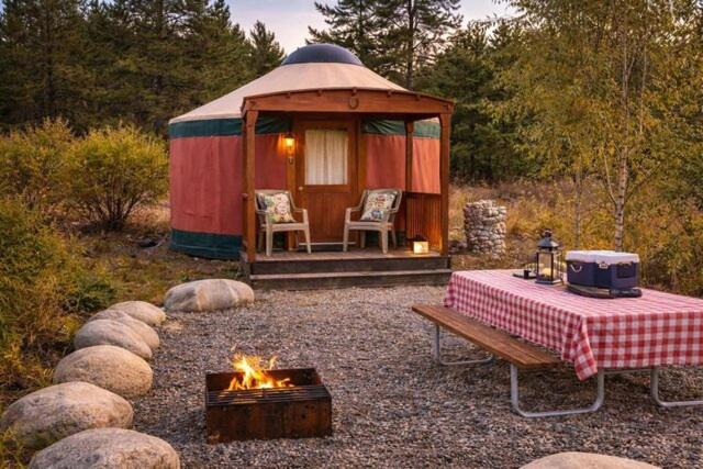 Buena Vista House | Buena Vista's Yurt Haven Retreat by Hot Springs!