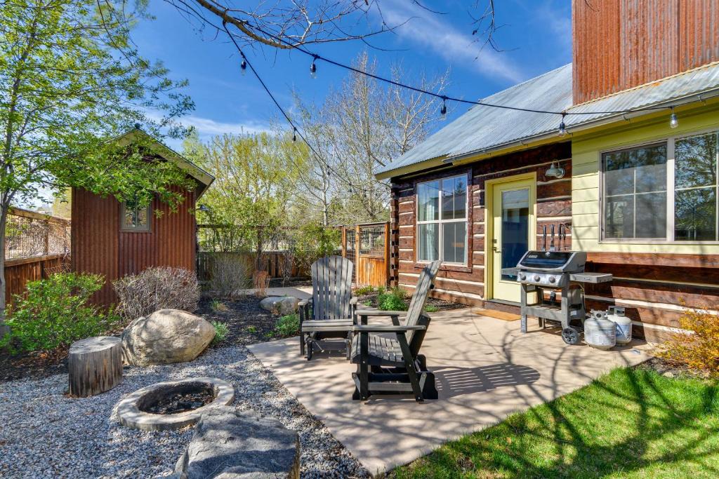 Buena Vista House | Buena Vista Vacation Home: Hot Tub, Mountain Views