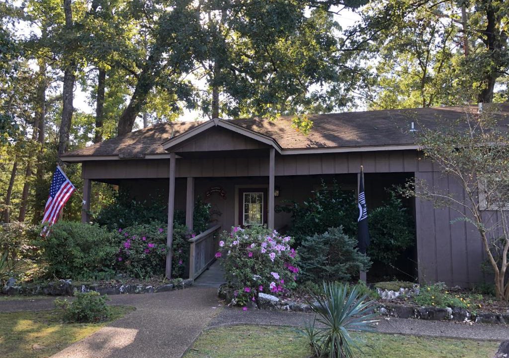 Mount Ida House | C5 - Mountain Harbor Forest View Lodge cottage