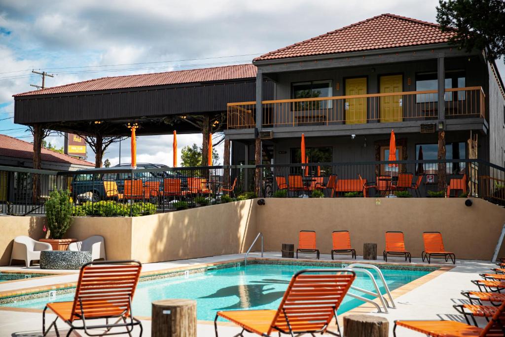 Orchard District Hotel | Campfire Hotel