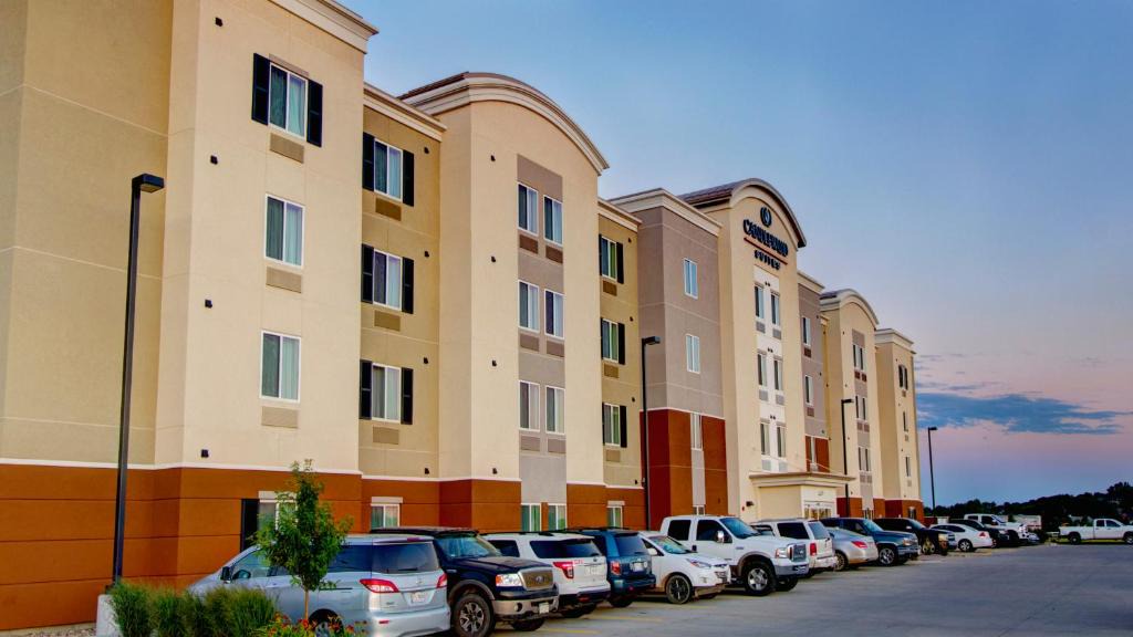 Sioux City Hotel | Candlewood Suites Sioux City - Southern Hills by IHG