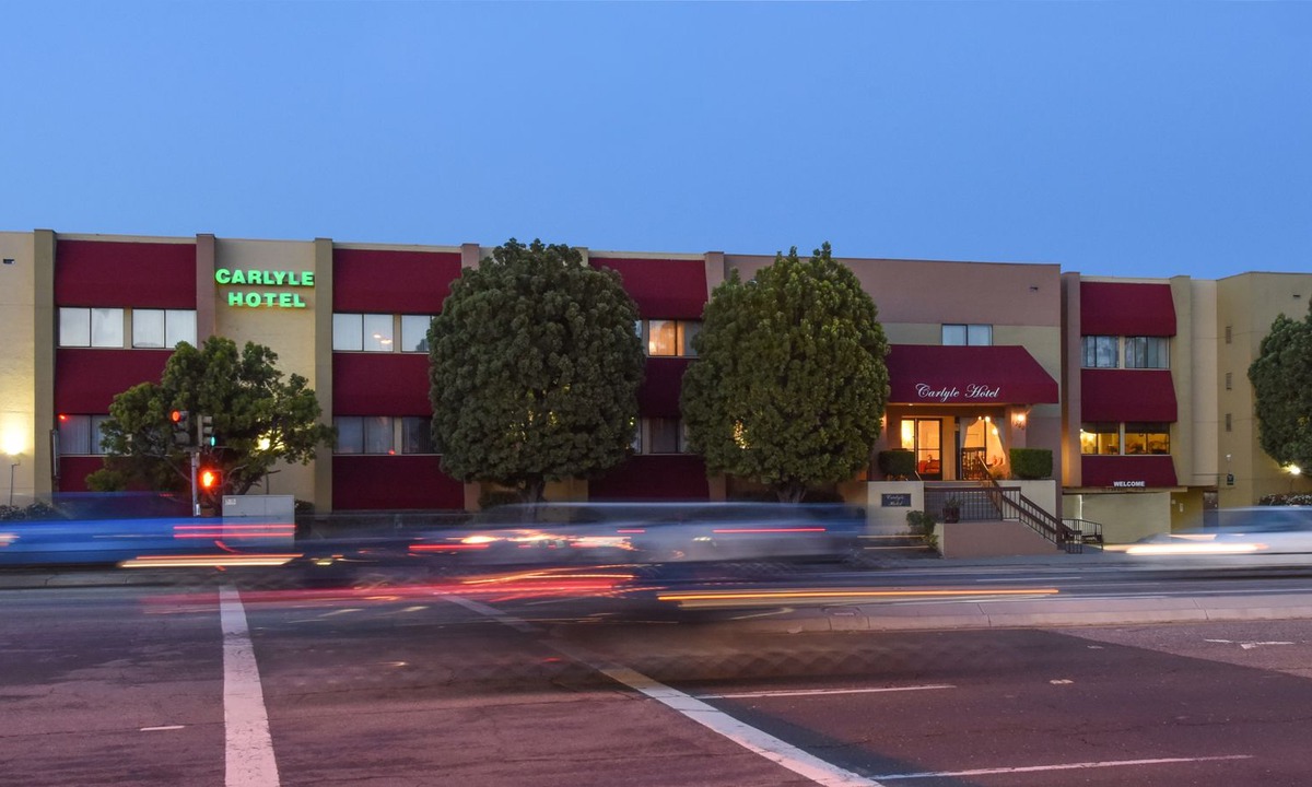 Campbell Hotel | Carlyle Hotel