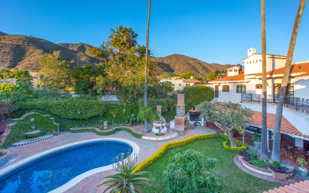 Ajijic Bed & Breakfast | Caroline Bella Bed & Breakfast