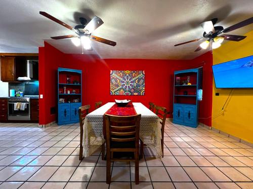 Ildefonso Green Apartment | Casa Revolucion: 2BR/2Ba Casita close to downtown with private parking