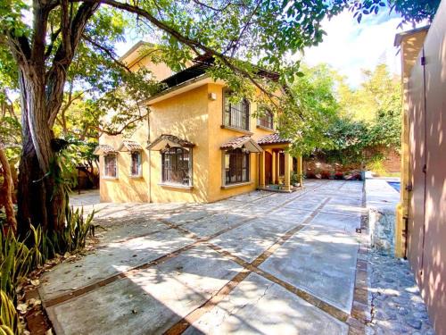 Palmira House | CasonaPalmira alberca climatizada en zona exclusiva