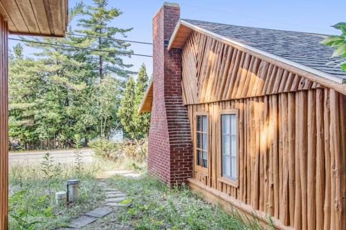 Lake Township House | Cedar Cot & Cedar Tot