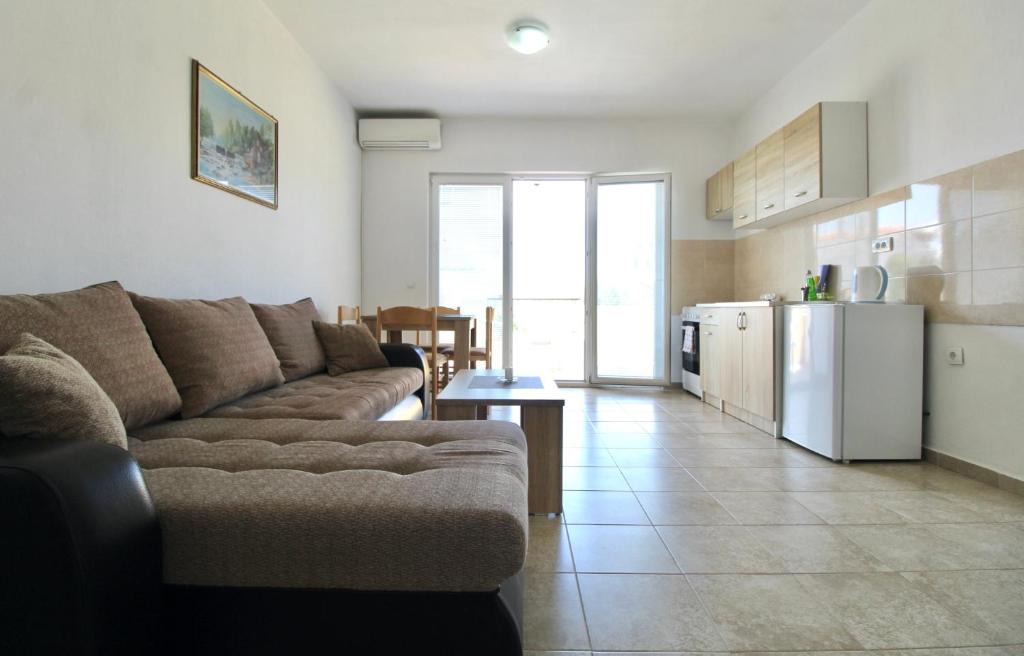Burtaisi Apartment | Cejovic Apartments & Pool