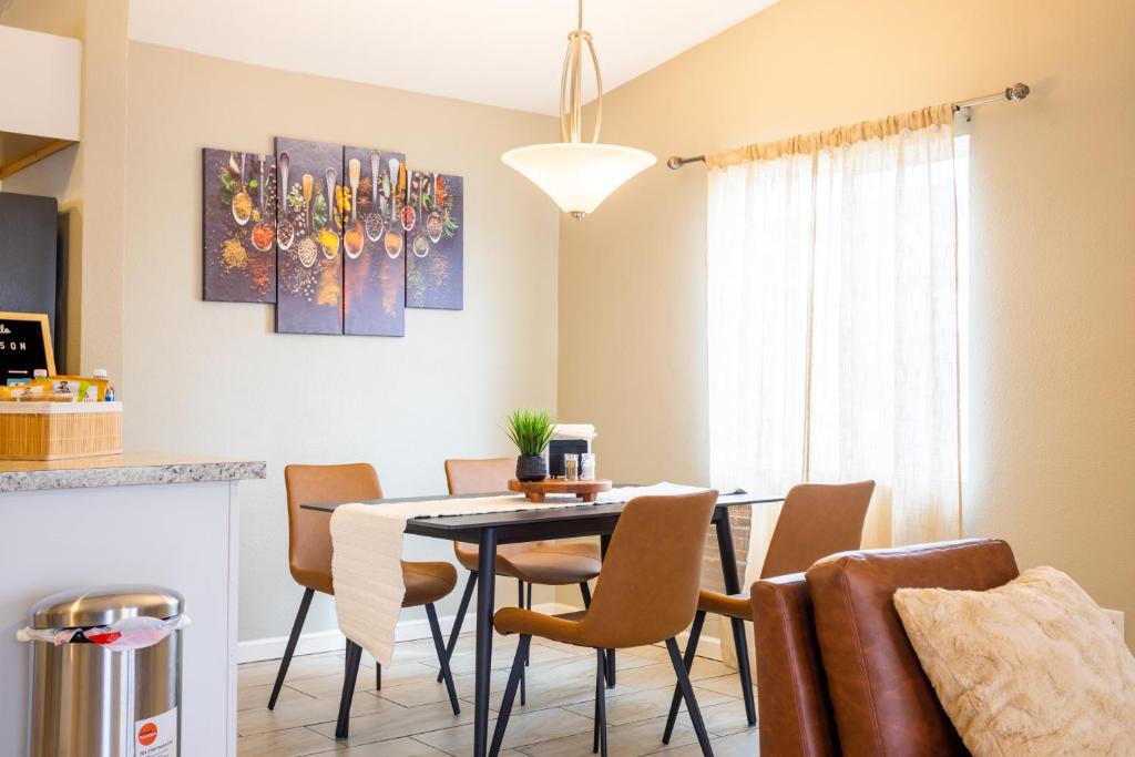 Yuma House | Centrally Located Cozy Home