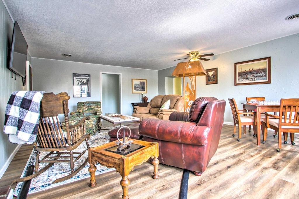 Bynum Apartment | Charming Choteau Apartment: Central Location!