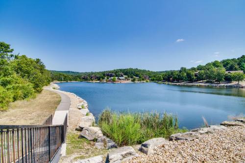 Branson West Apartment | Charming Golf Resort Oasis Near Silver Dollar City