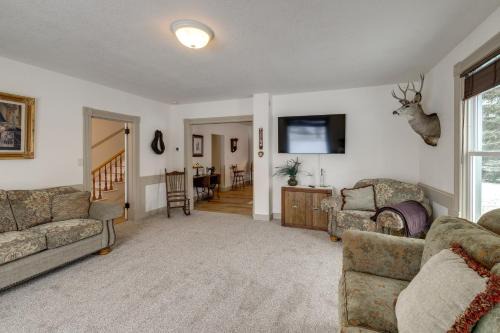 Stevensville House | Charming Stevensville Home w/Open Yard!