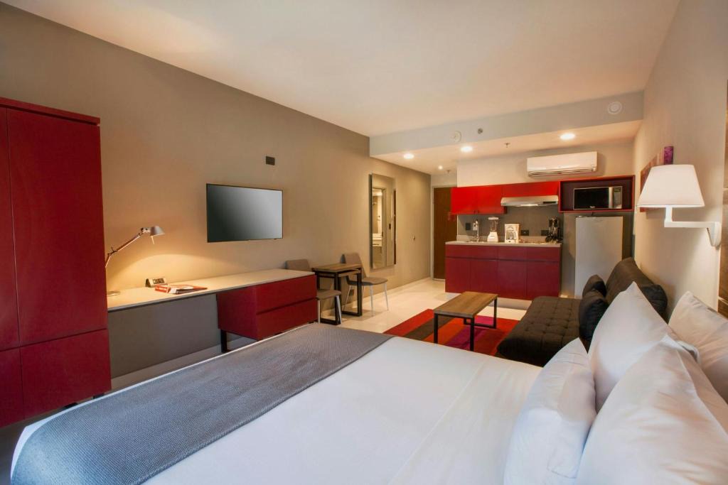El Tezal Hotel | City Express Plus by Marriott Cabo San Lucas