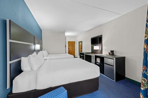 Branson Hotel | Clarion Inn Branson