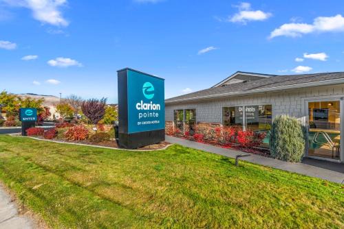 Wenatchee Hotel | Clarion Pointe Wenatchee