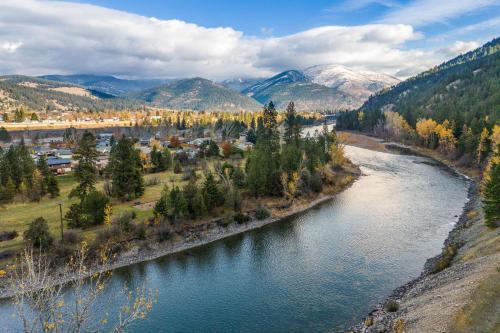 Heart of Missoula House | Close to downtown on Riverfront Park