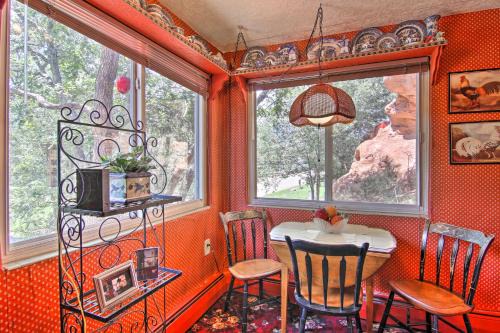 Manitou Springs House | Colorful Bungalow By Pikes Peak/Garden of the Gods